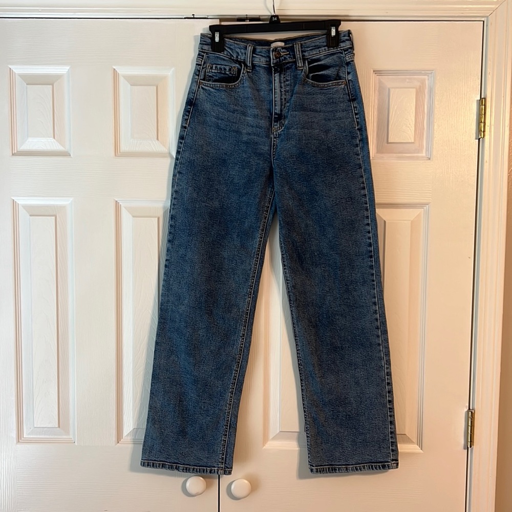 Sneak Peek Jeans